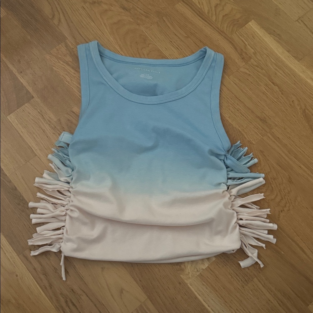 American Eagle Outfitters Blue to White Ombre Cropped Tank